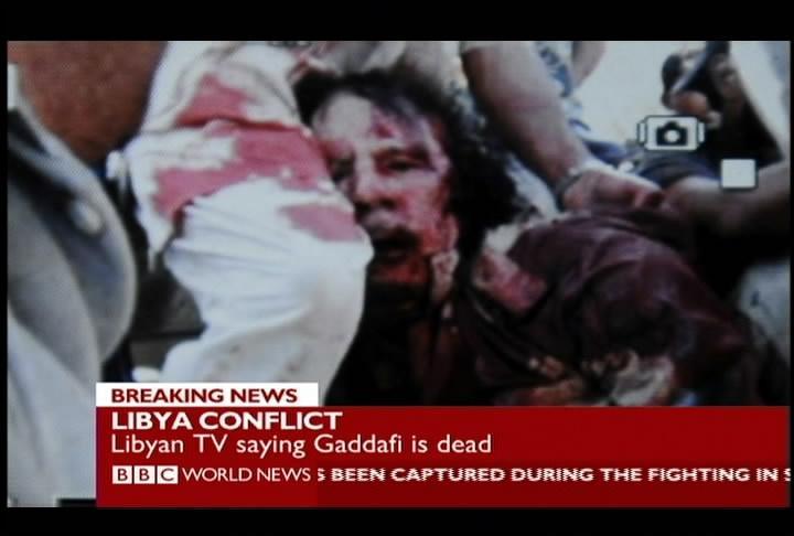 Le immagini del corpo del Colonnello Gheddafi