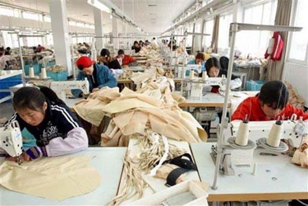 Fabbriche cinesi in Italia: le stragi low cost