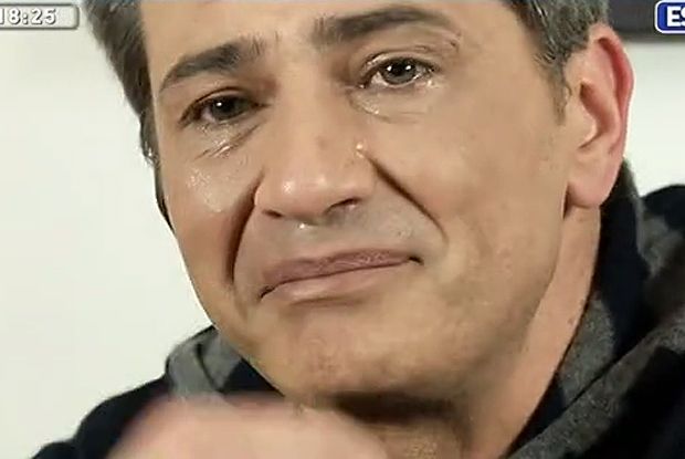 Lorenzo Crespi in lacrime