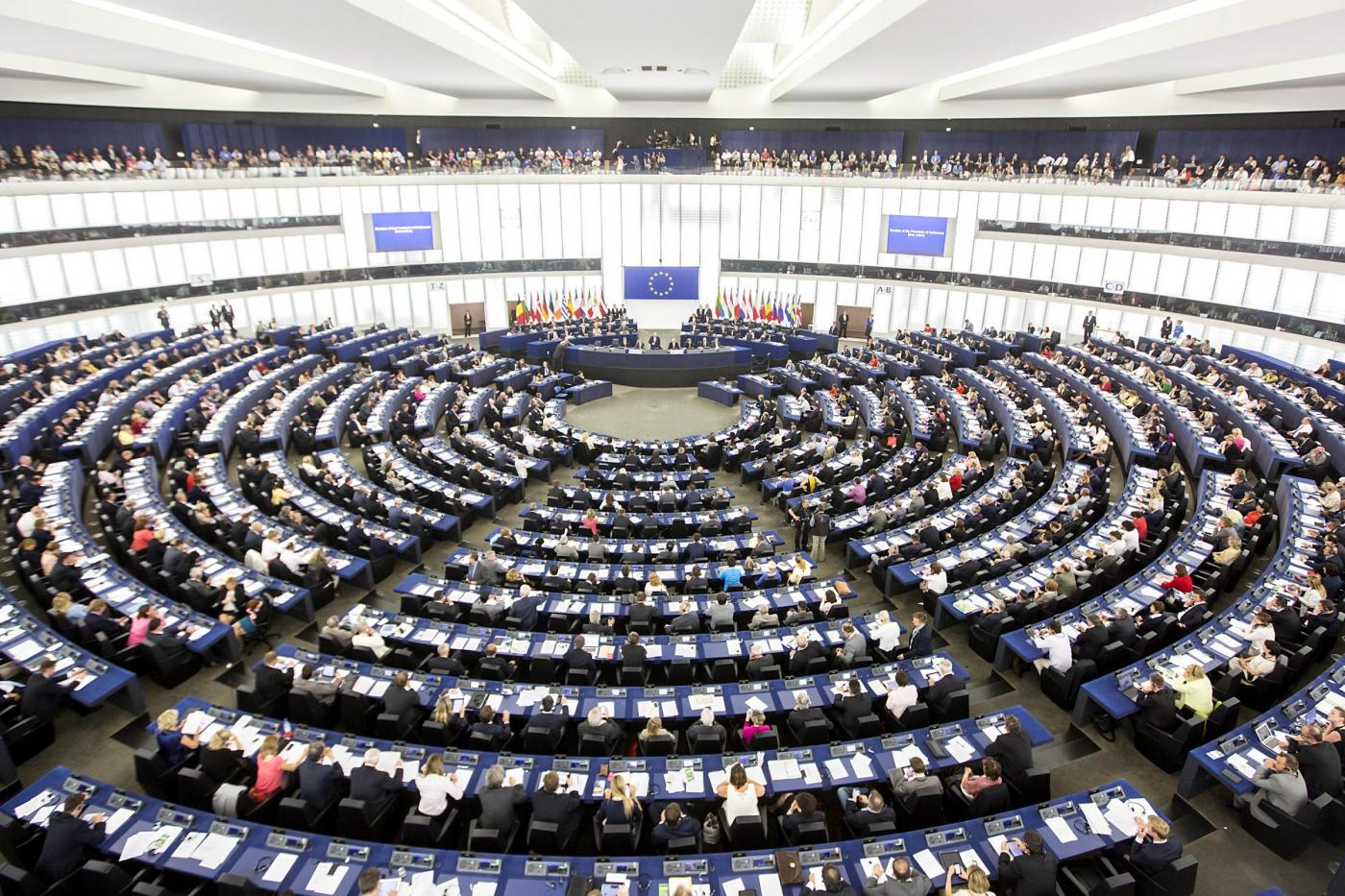 Euroscettici al Parlamento europeo: sciolto il partito di Farage