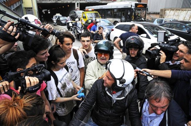 Beppe Grillo intervista negata: il leader del M5S non mantiene le promesse agli alluvionati