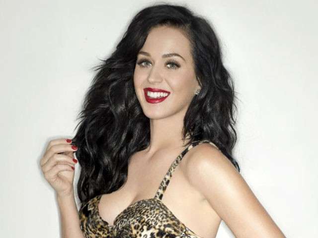 Katy Perry: ‘Dopo il divorzio ho pensato al suicidio’