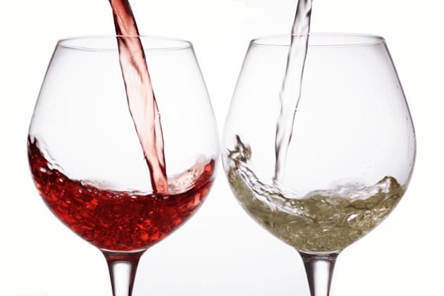 Bere più di 2 bicchieri di alcool al giorno aumenta il rischio di ictus