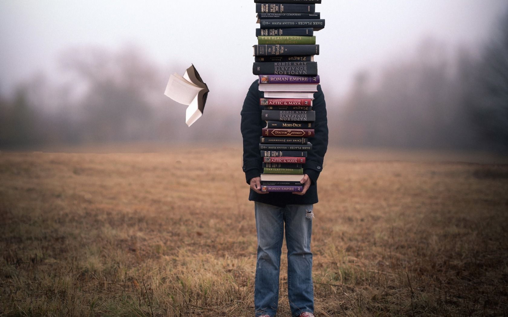I libri più venduti a gennaio 2015: in cima alla classifica c’è Umberto Eco