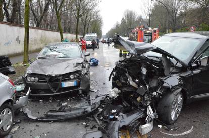 Monza: si è costituito il pirata della strada che ha travolto 5 auto causando la morte di un 15enne