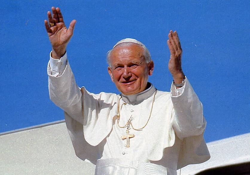 Giovanni Paolo II, mostra fotografica a 10 anni dalla scomparsa: a Roma dal 2 al 12 aprile 2015