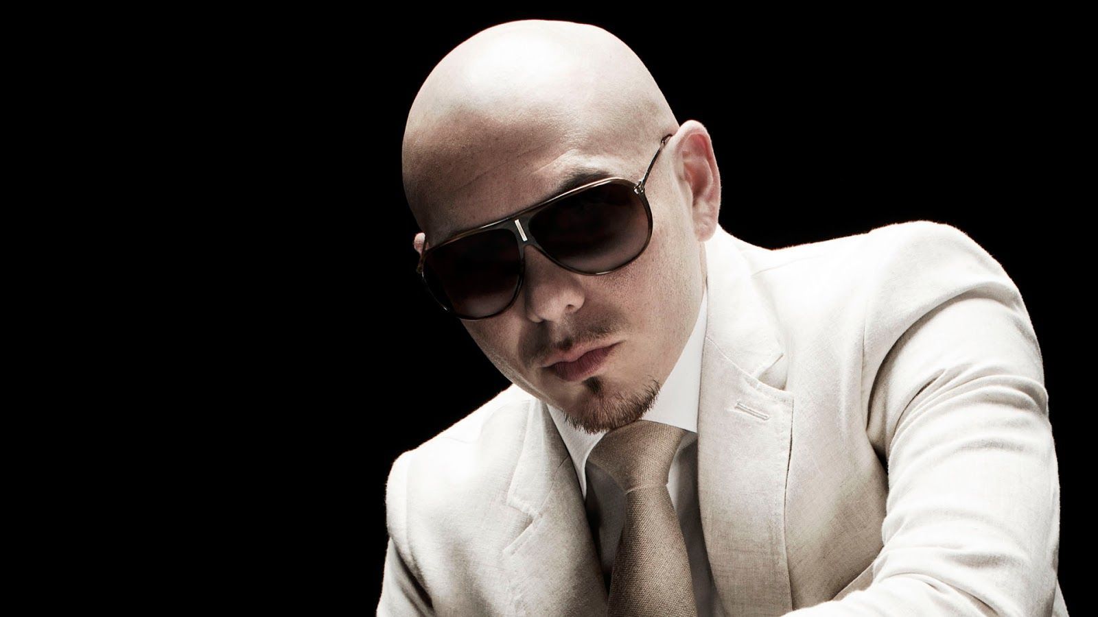Pitbull: Give me everything, traduzione e testo del singolo con Ne-Yo