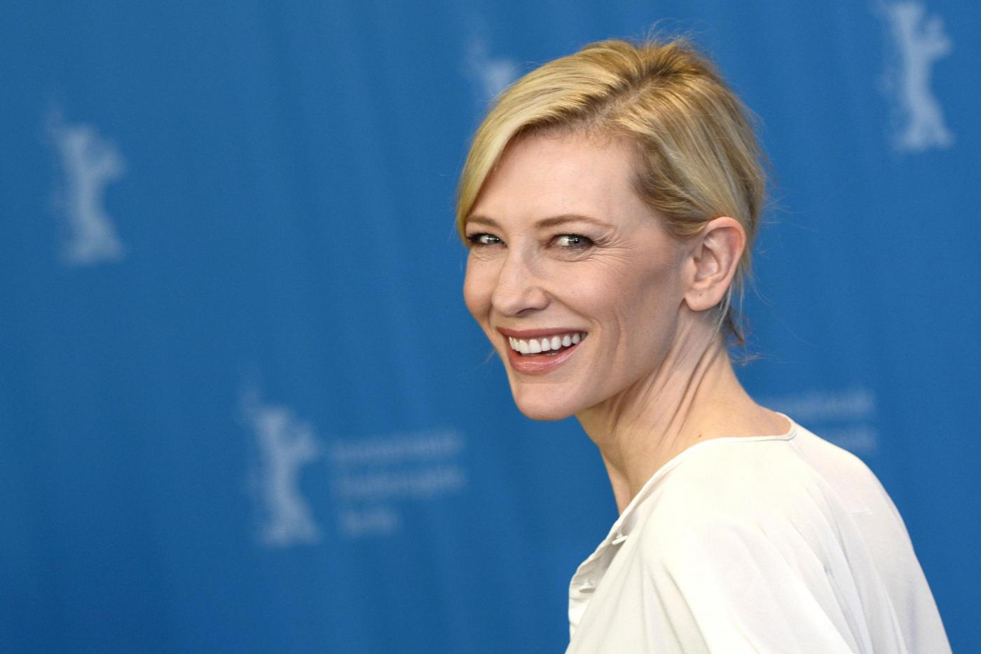Cate Blanchett fa coming out: ‘In passato ho avuto relazioni con molte donne’