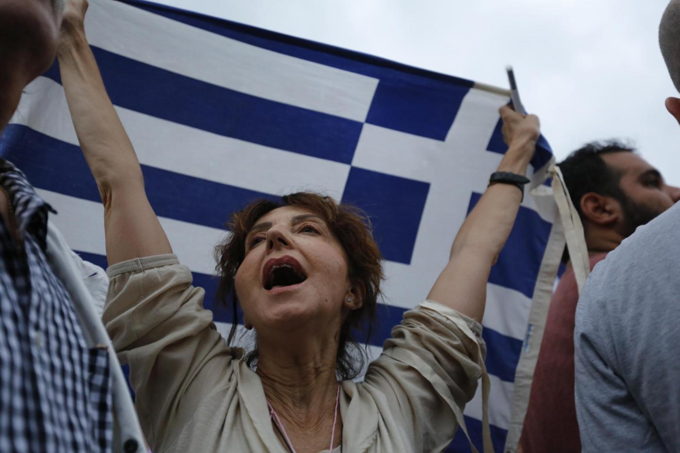 La Grecia sulla lama del coltello