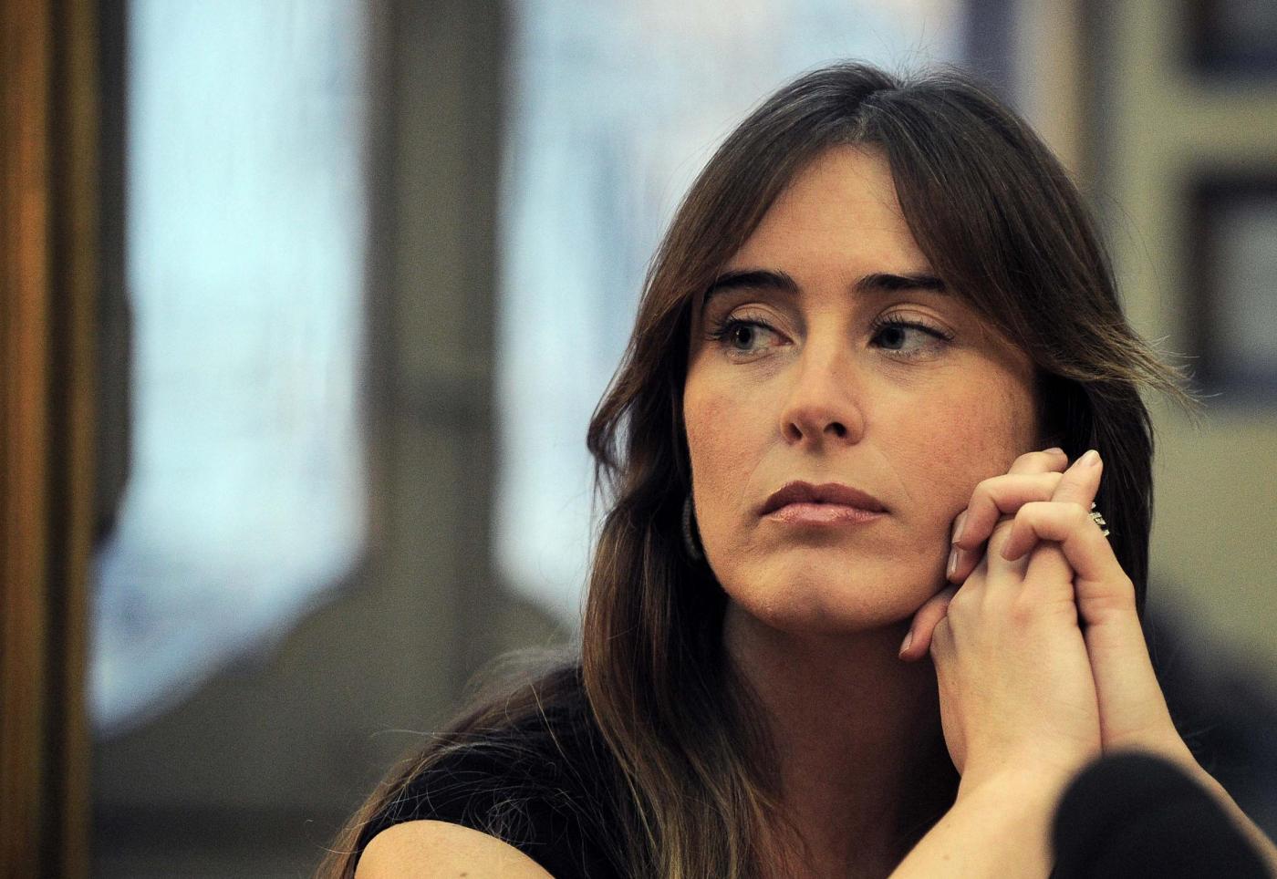 Banca Etruria e Maria Elena Boschi: che c’entra la bella ministra con lo scandalo?