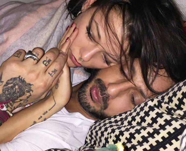 Fabrizio Corona e Silvia Provvedi a letto su Instagram: prima foto social per la coppia