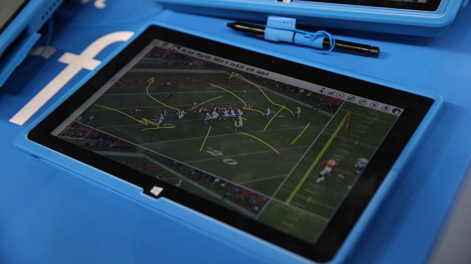 Tablet Surface si bloccano durante un match NFL, è panico hitech