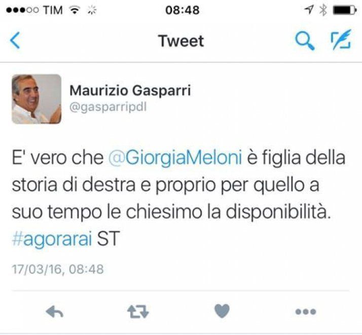 Gasparri massacra il passato remoto su Twitter: ‘Chiesimo’ diventa virale