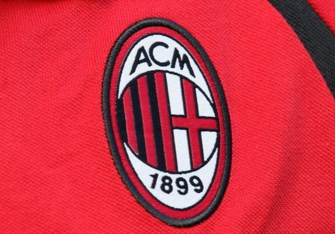 La prima immagine della nuova maglia del Milan per la stagione 2017