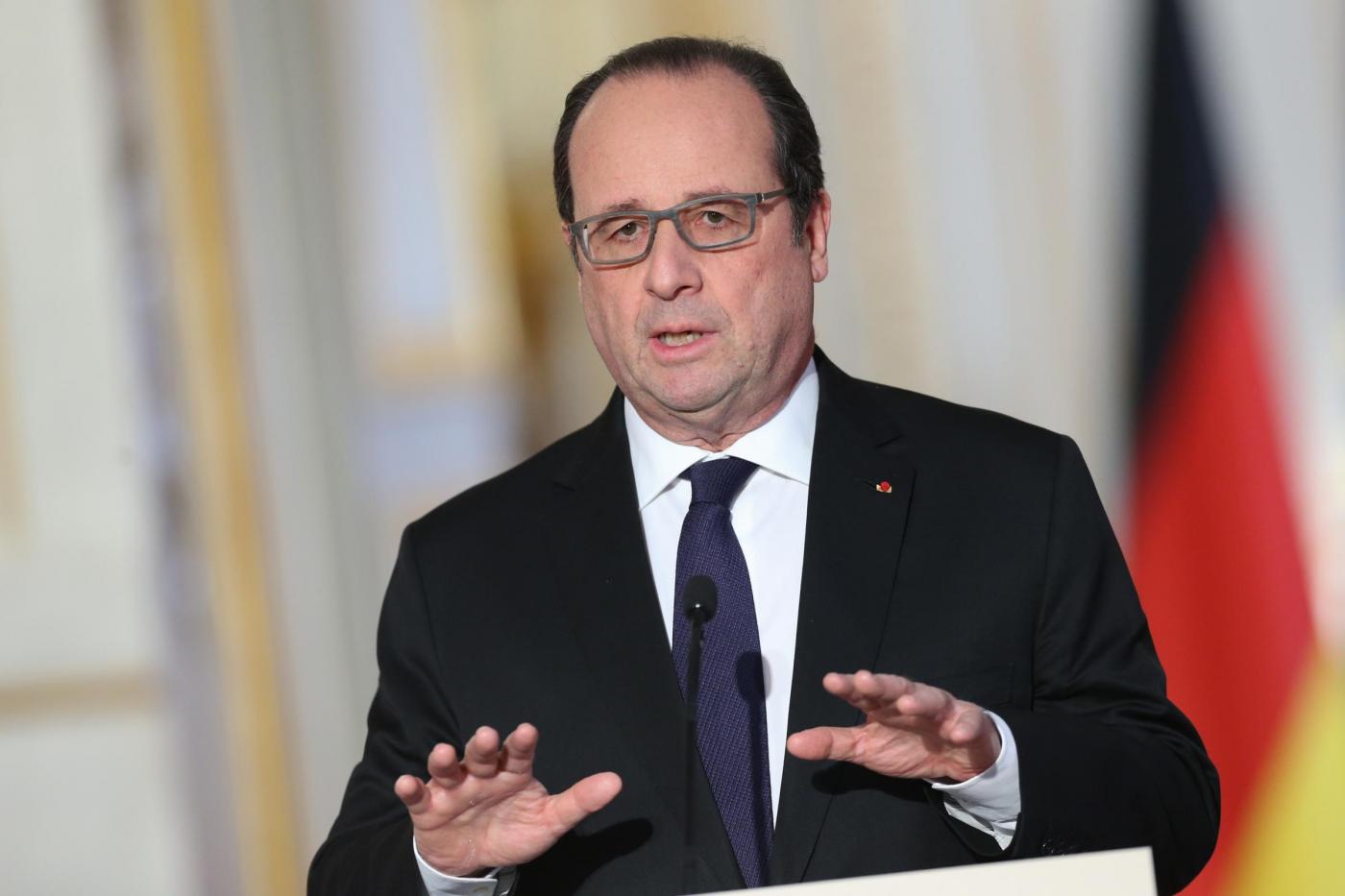 Aereo Egyptair, Hollande: ‘Bisogna fare di tutto per sapere la verità’