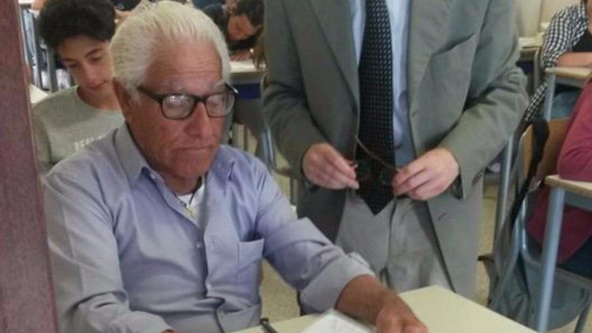 antonio pugliese esame terza media 81 anni