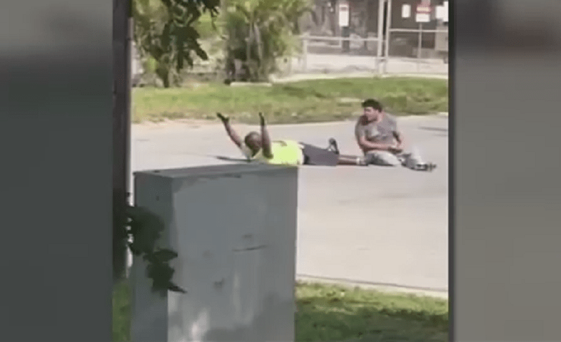 Miami: poliziotto spara a un uomo nero disarmato che stava assistendo un autistico