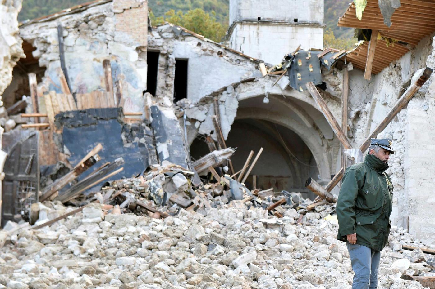 Forti scosse di terremoto nel centro Italia: i danni e i soccorsi