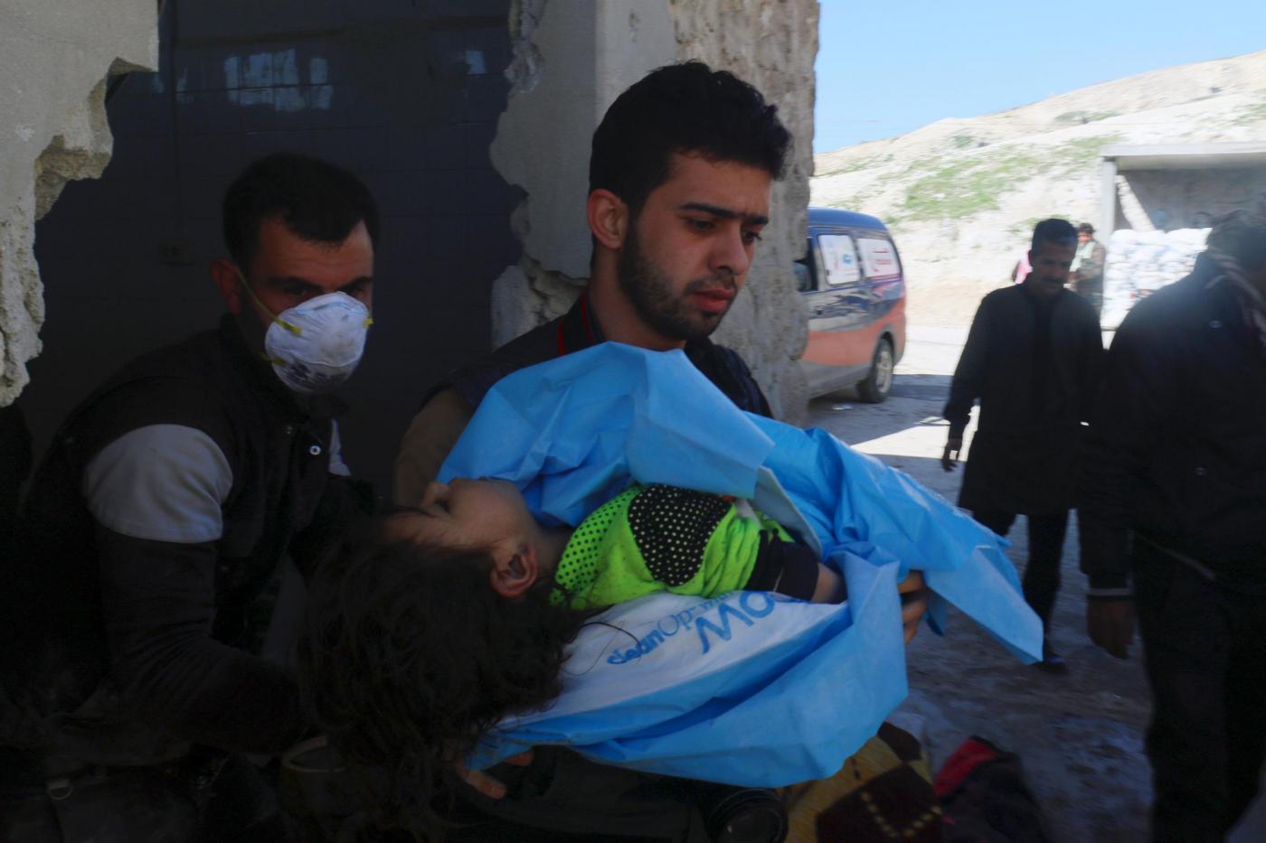 Sospetto attacco chimico a Idlib: strage di bambini