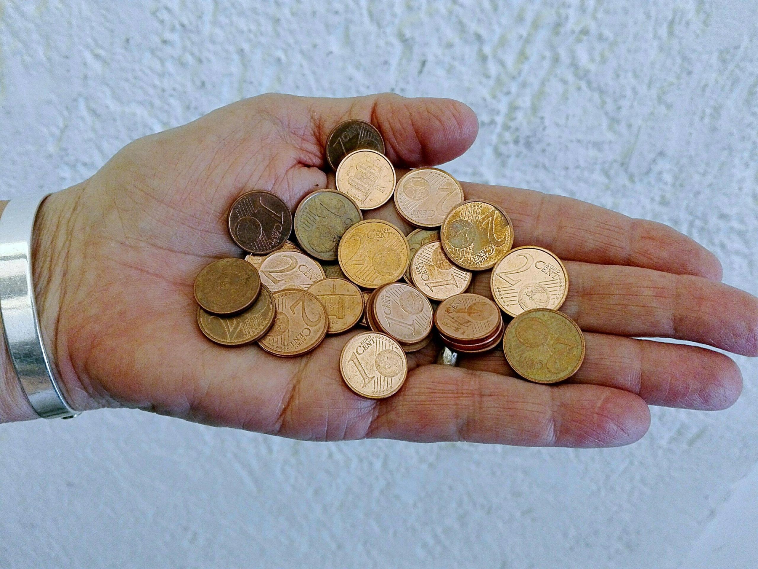 Manovra: Pd, da 2018 addio monete 1 2 centesimi