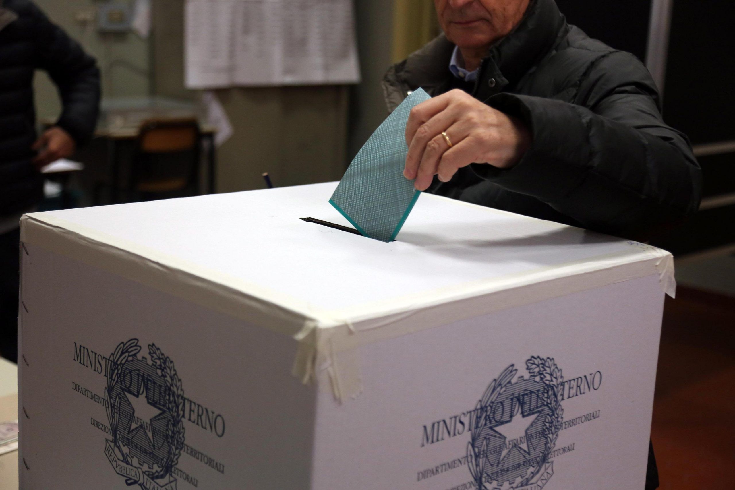 Regionali E R: urne aperte per scegliere prossimo presidente