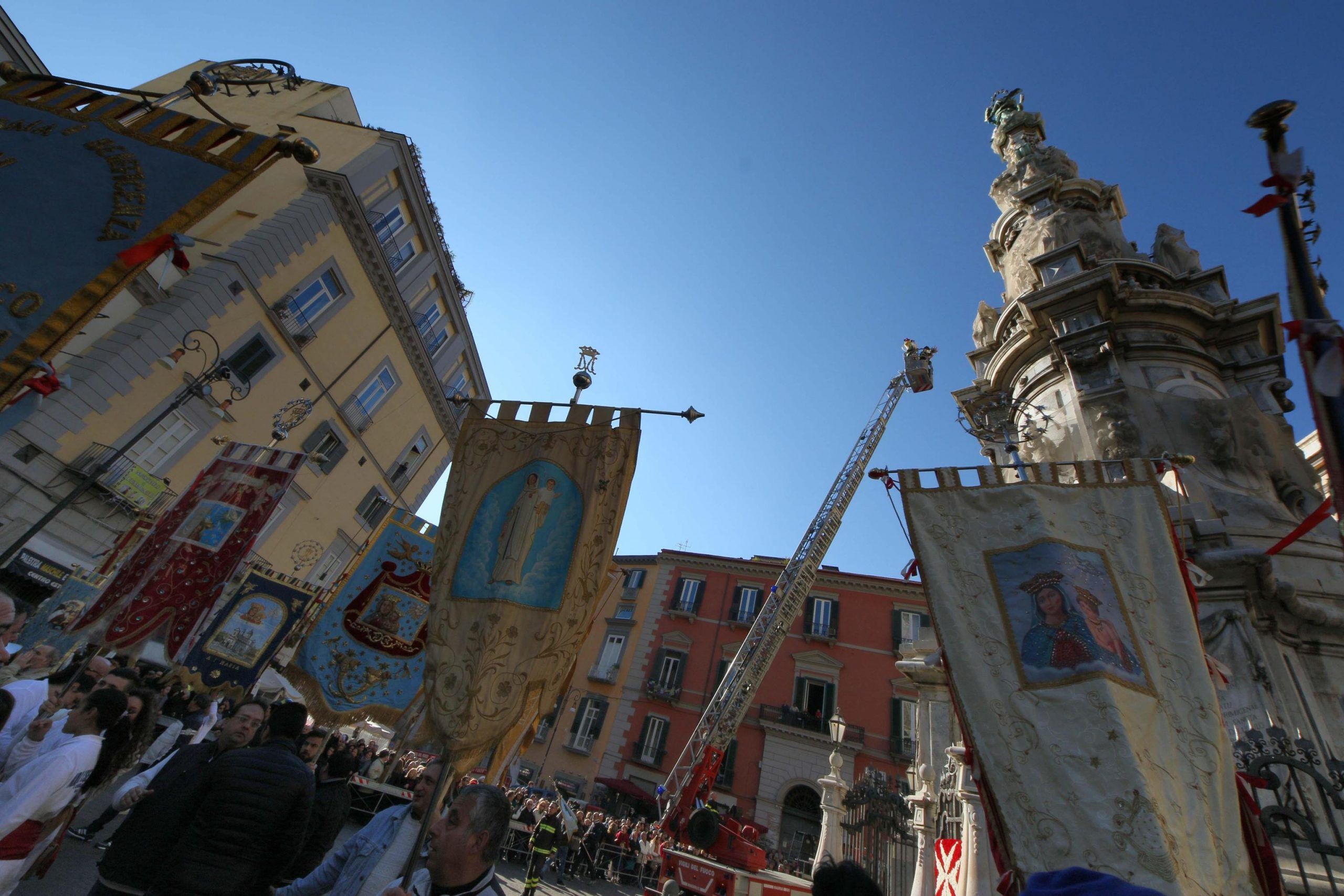 Un momento della Festa dell' Immacolata a Napoli, in Piazza del Gesù