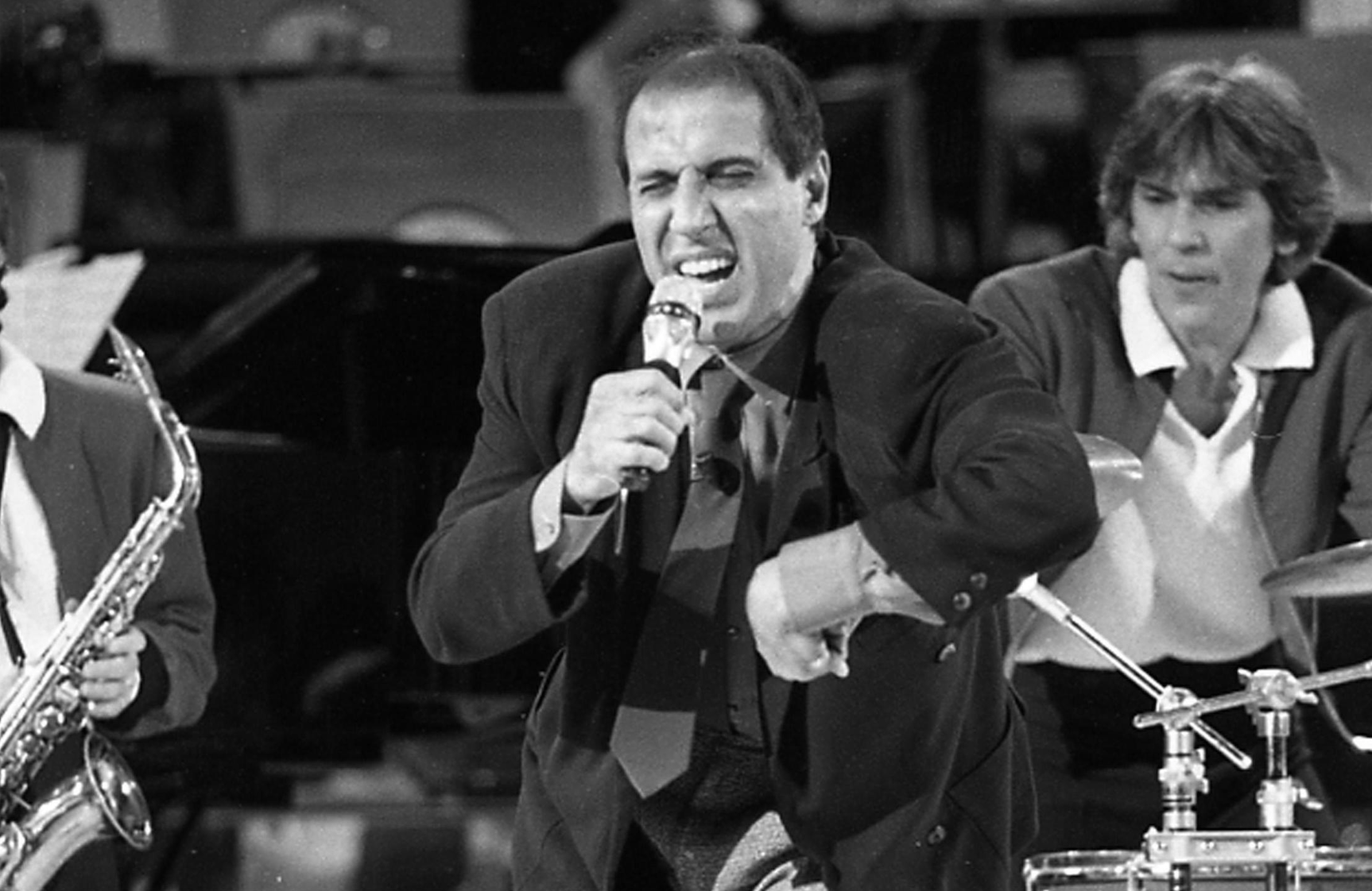 adriano celentano compie 80 anni brani più belli