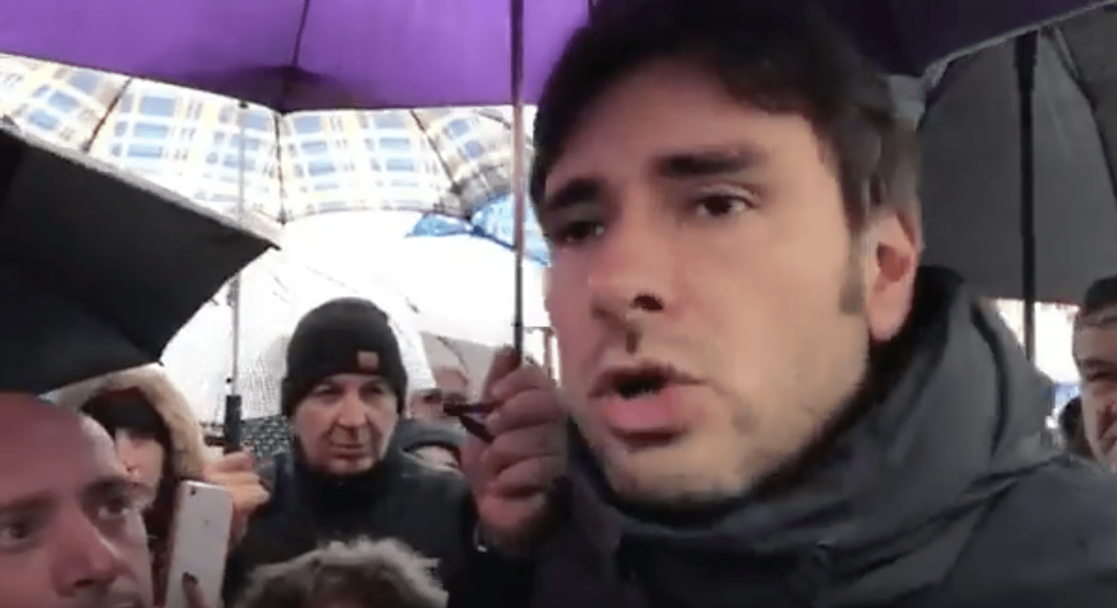 Alessandro Di Battista contro chi non vota M5S: ‘Gli italiani sono rincoglioniti’