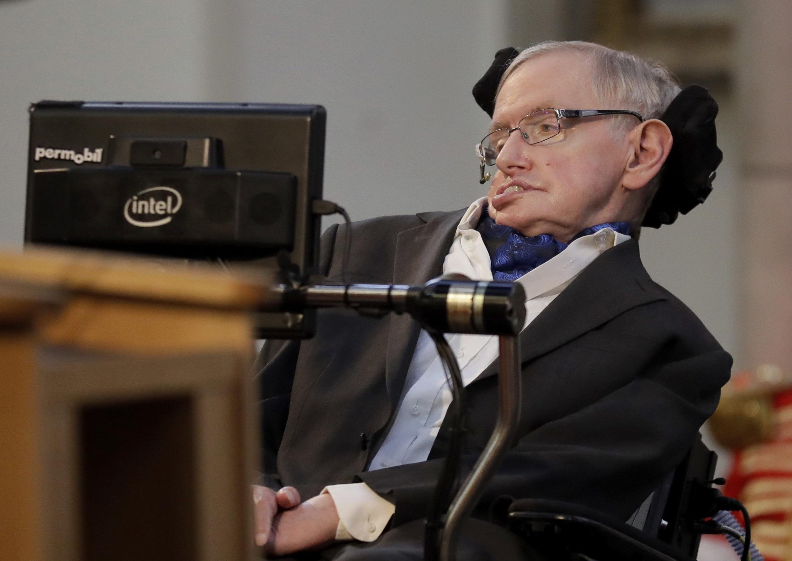 E' morto Stephen Hawking, aveva 76 anni