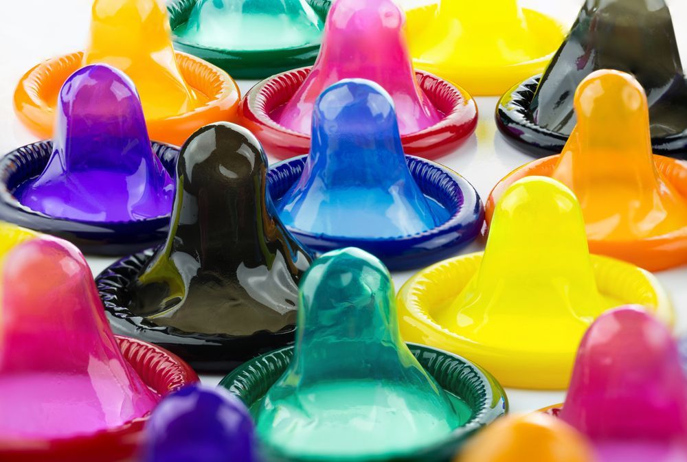 Condom autolubrificanti in arrivo: si attivano a contatto con i fluidi corporei