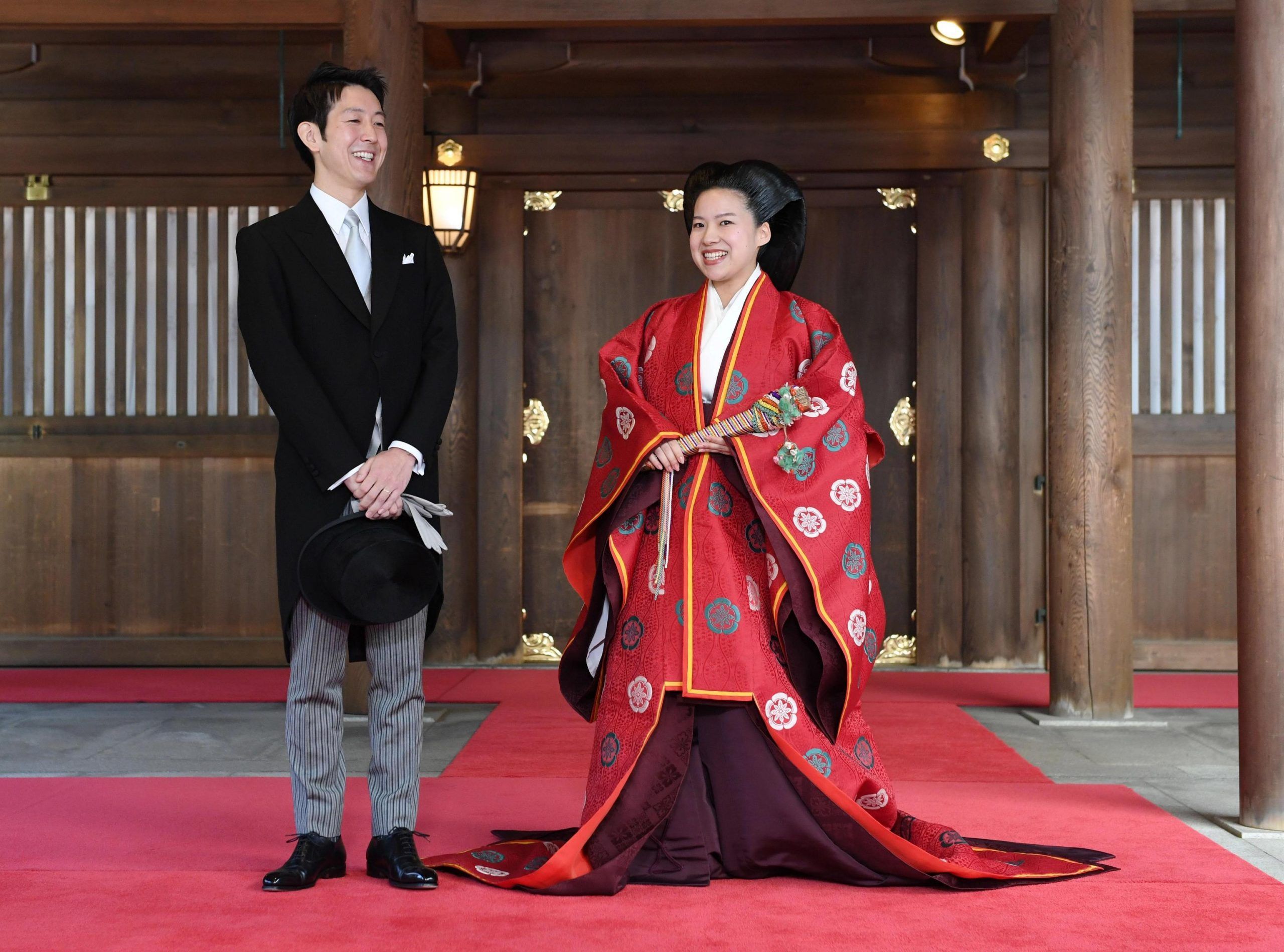 Giappone, la principessa Ayako sposa un impiegato e rinuncia al titolo