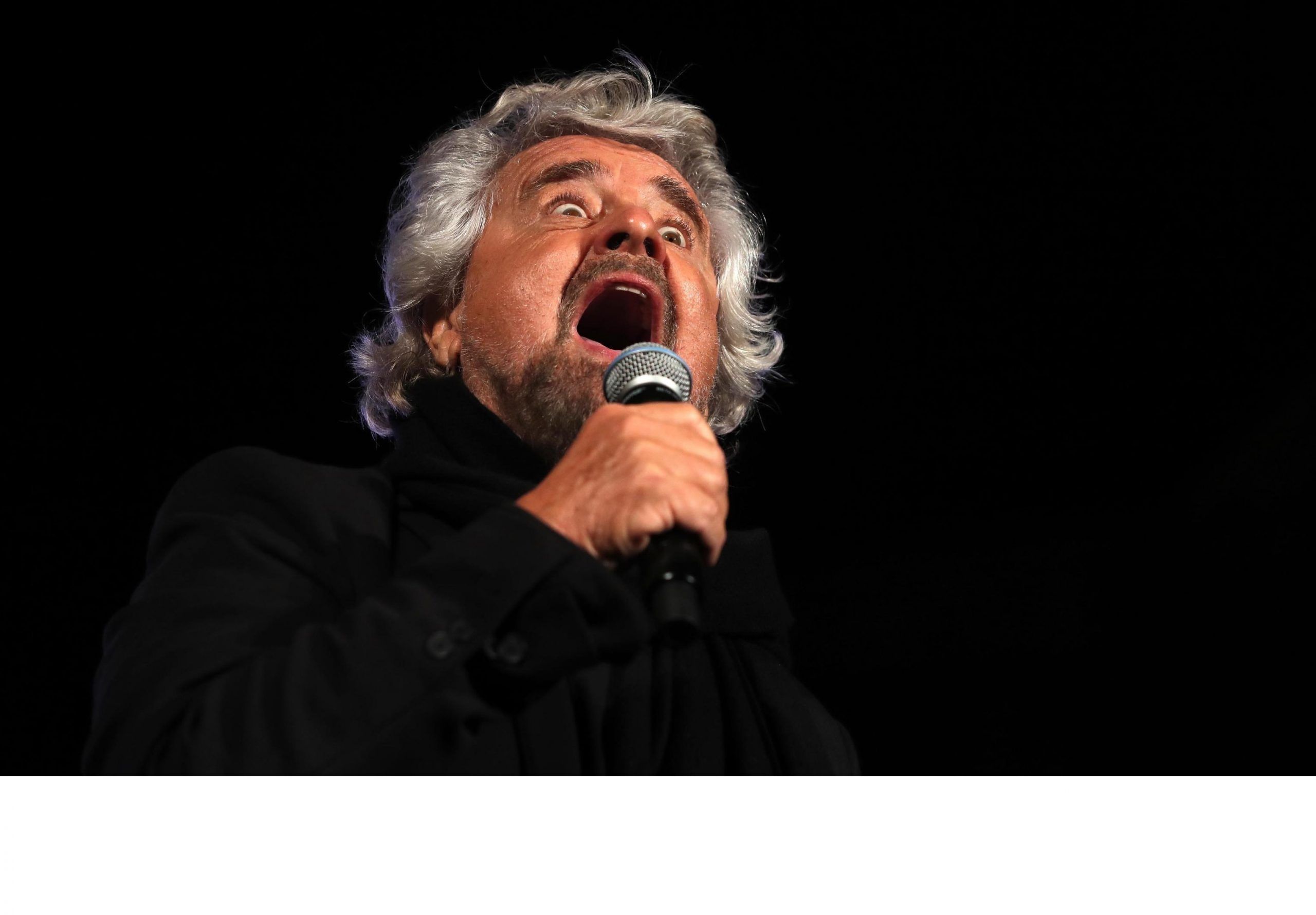 Beppe Grillo: ‘Gli abruzzesi ci restituiscano 700mila euro’