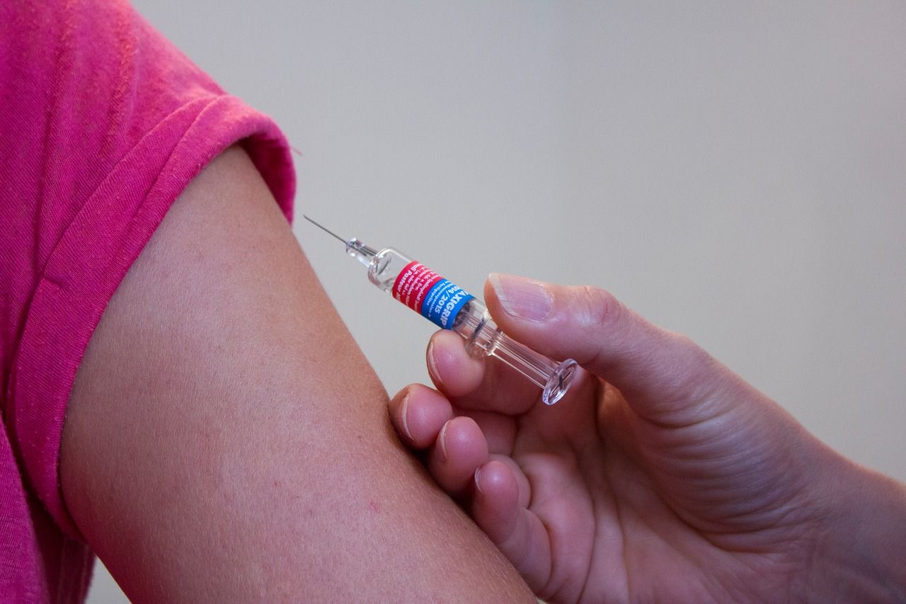 vaccino coronavirus stop test oxford