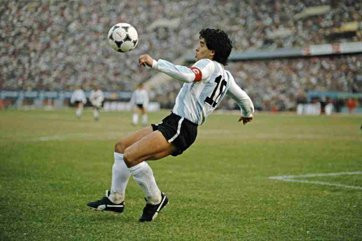 Maradona, un nome scritto nell’olimpo del calcio