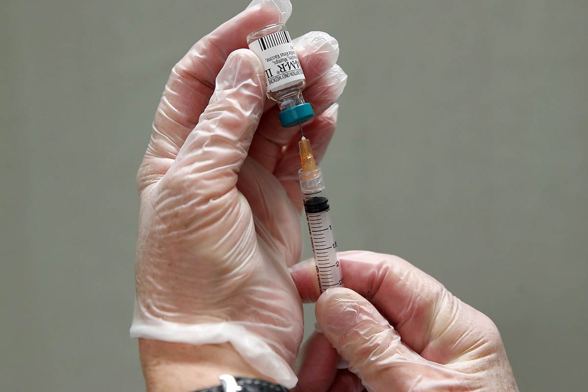 Coronavirus, il vaccino di Moderna è efficace al 94,5%