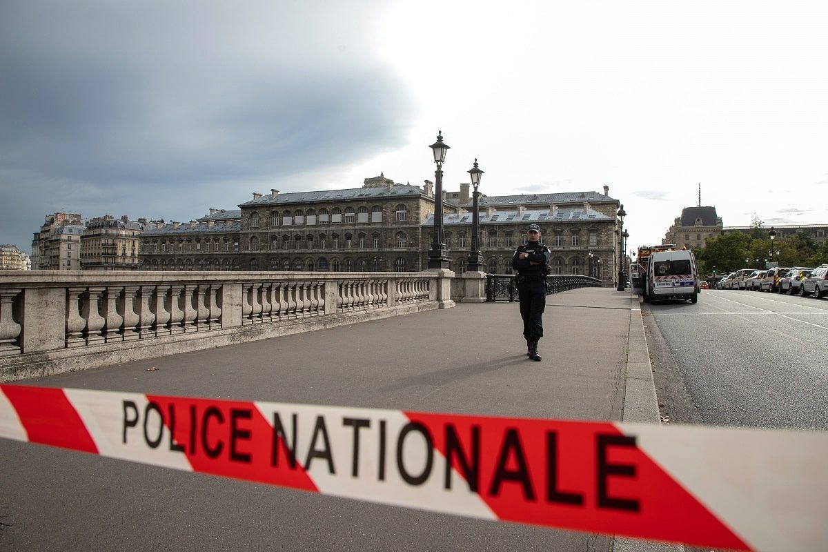 Terrorismo, sette ex brigatisti arrestati in Francia: tre sono in fuga