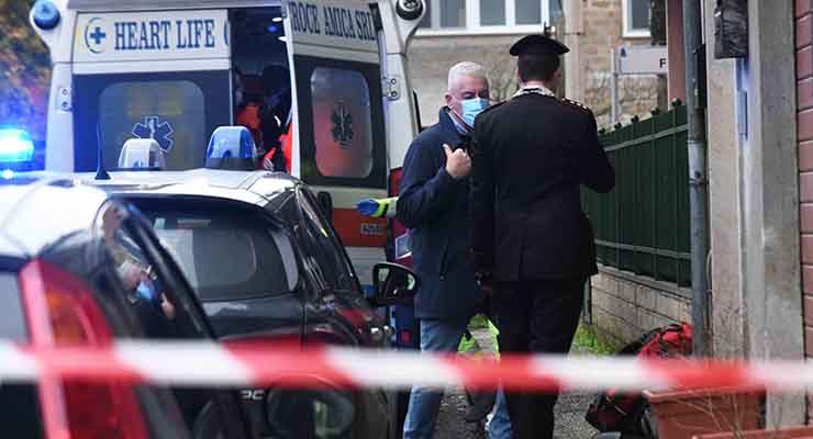 carabinieri sulla scena del delitto di Matias a Vetralla