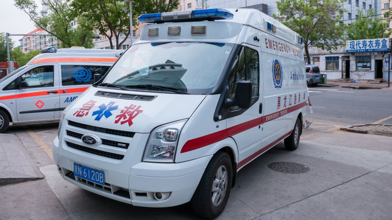 Ambulanza a Shanghai