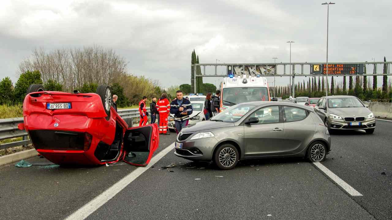 Incidente in auto