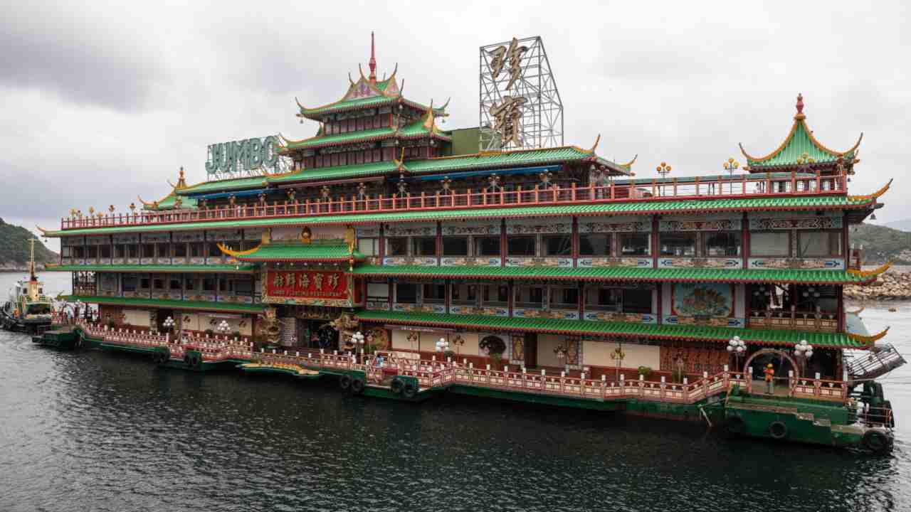 Ristorante galleggiante Hong Kong