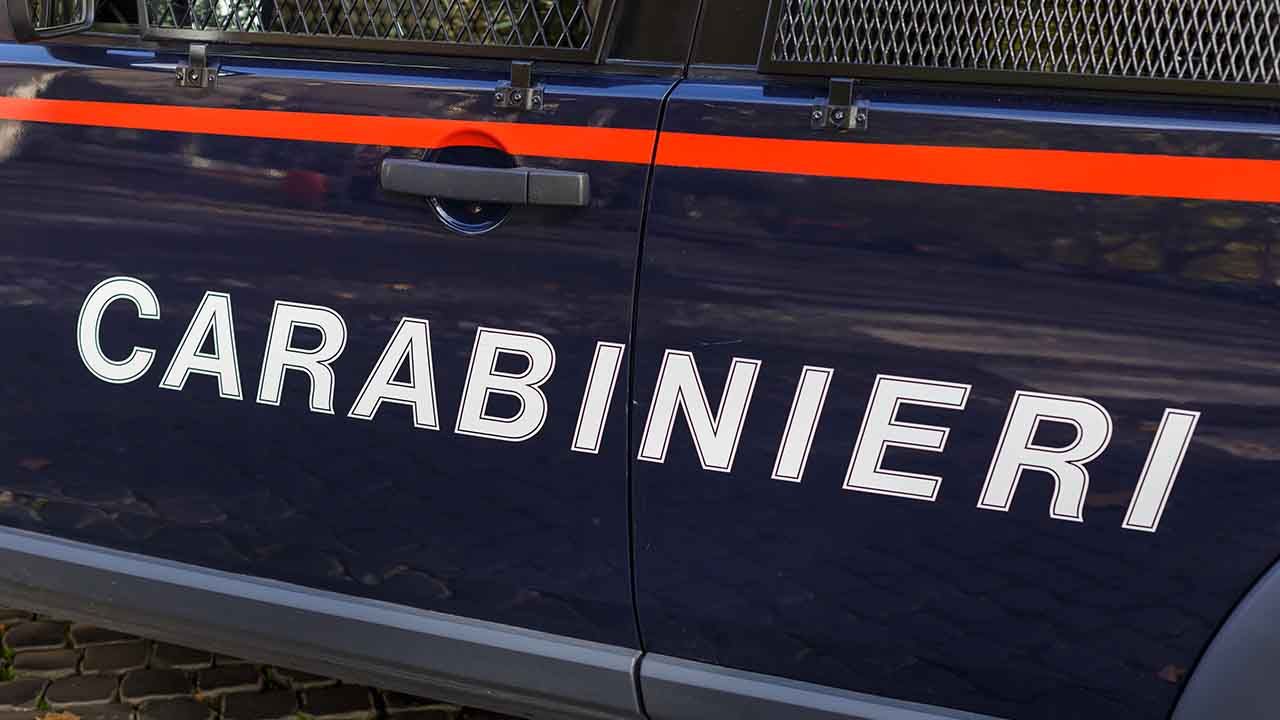 auto carabinieri