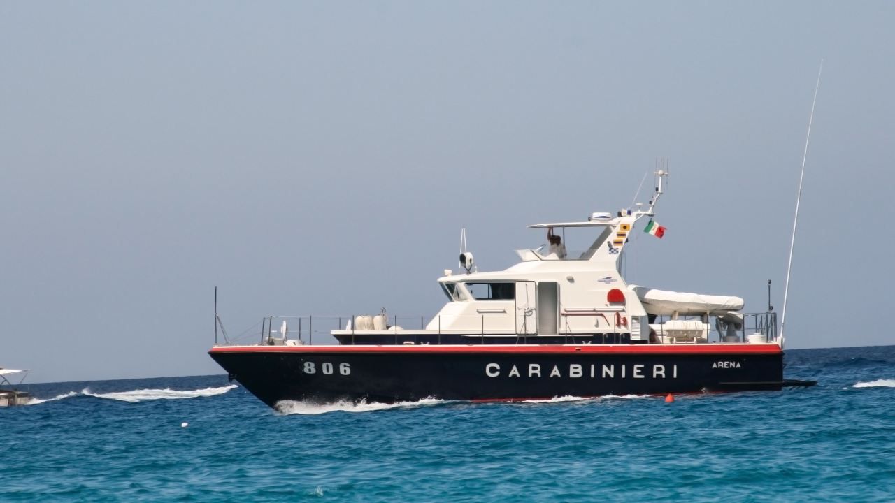 Barca dei carabinieri