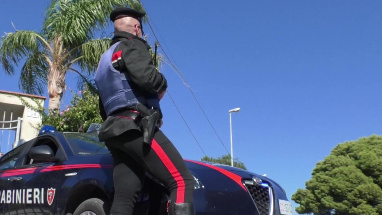 Genitori litigano intervengono i Carabinieri