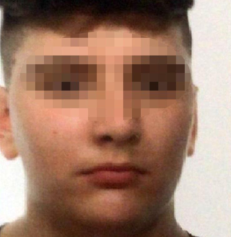 15enne travolto dall'auto 