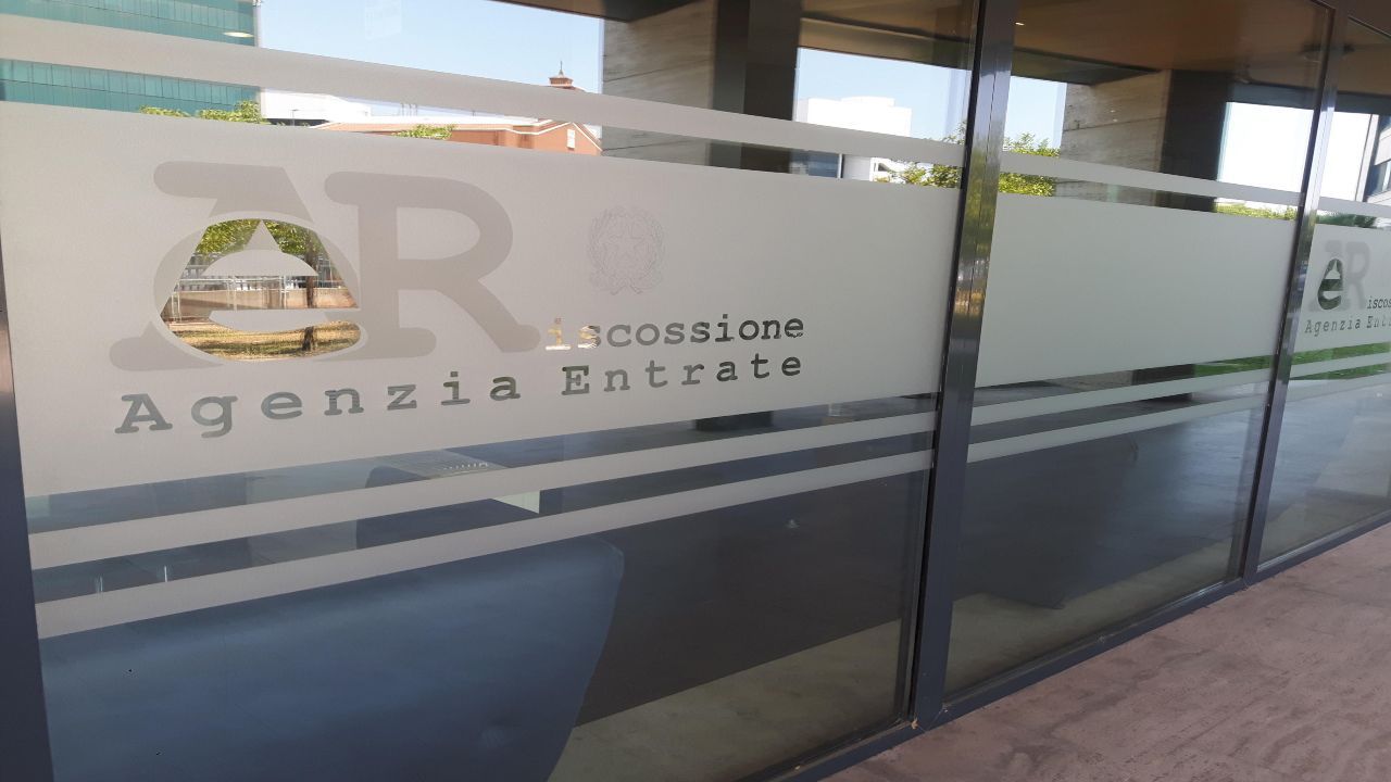 Sede esterna dell'Agenzia delle Entrate