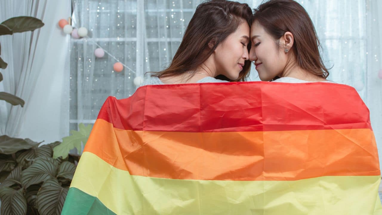 Donne asiatiche della comunità LGBTQ+