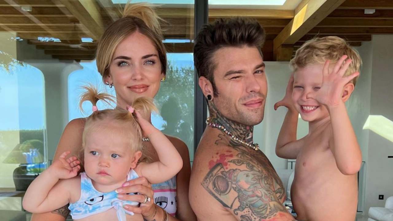 Famiglia ferragnez a Ibiza