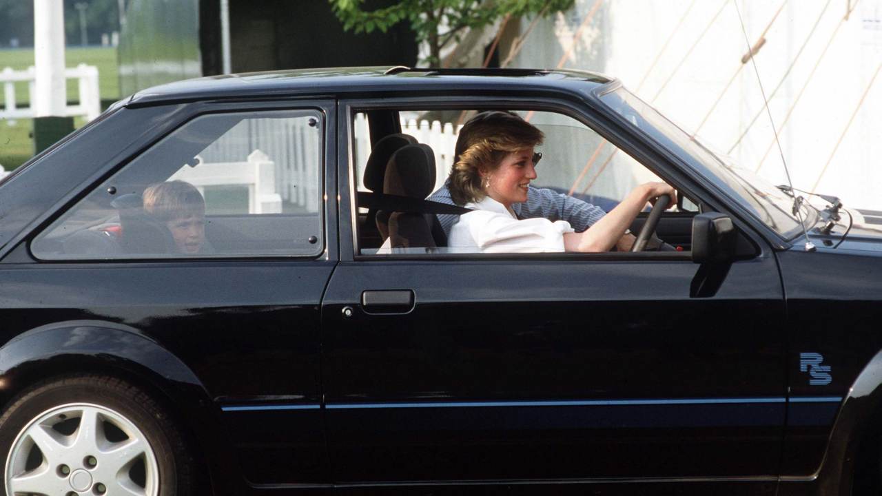 Lady Diana al volante