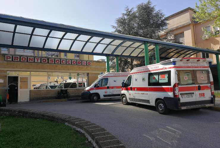 Ambulanze al pronto soccorso