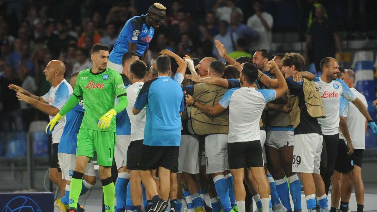 I giocatori del Napoli esultano